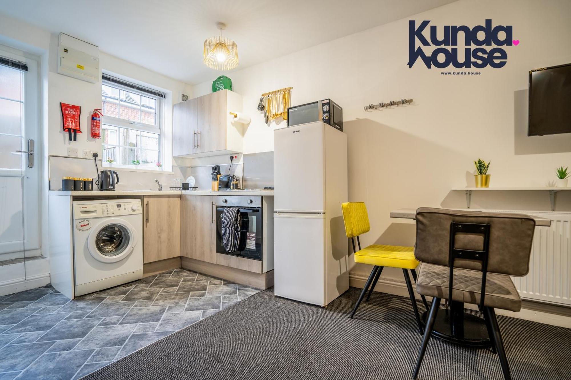 Ferienwohnung Kunda House In Tyseley Birmingham Exterior foto